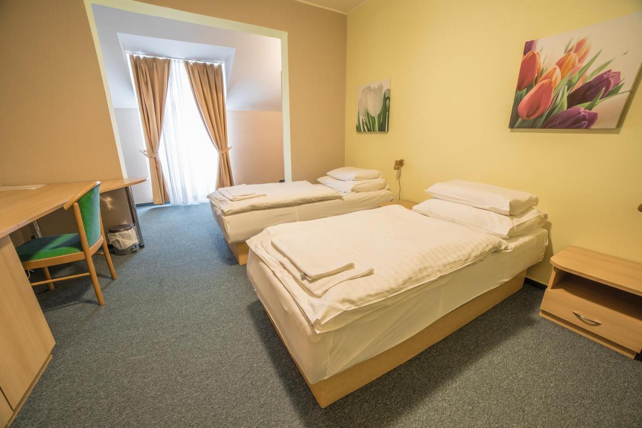 TeleDom Hotel Košice Eksteriør bilde