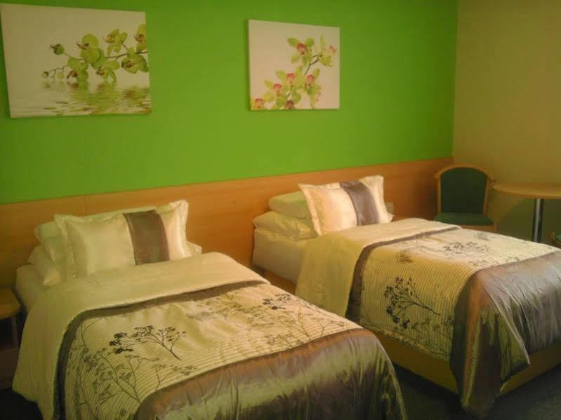 TeleDom Hotel Košice Eksteriør bilde
