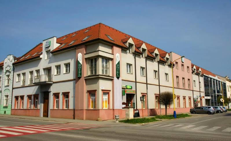 TeleDom Hotel Košice Eksteriør bilde