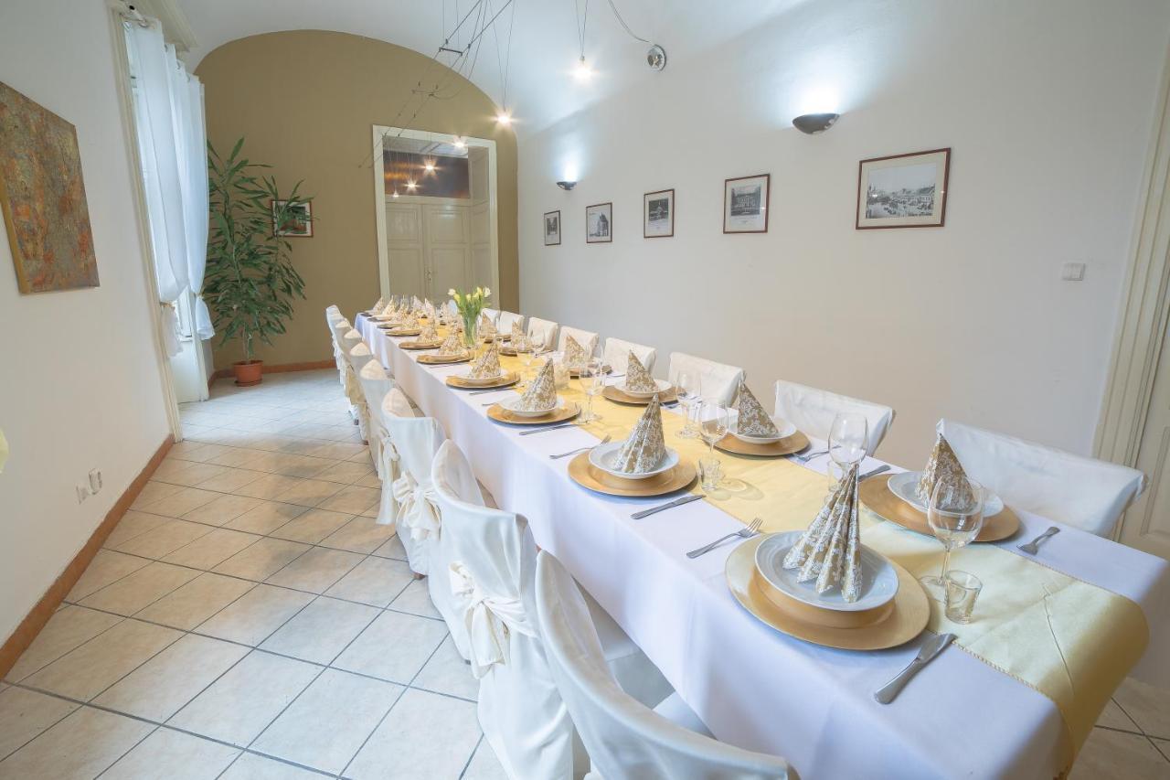 TeleDom Hotel Košice Eksteriør bilde